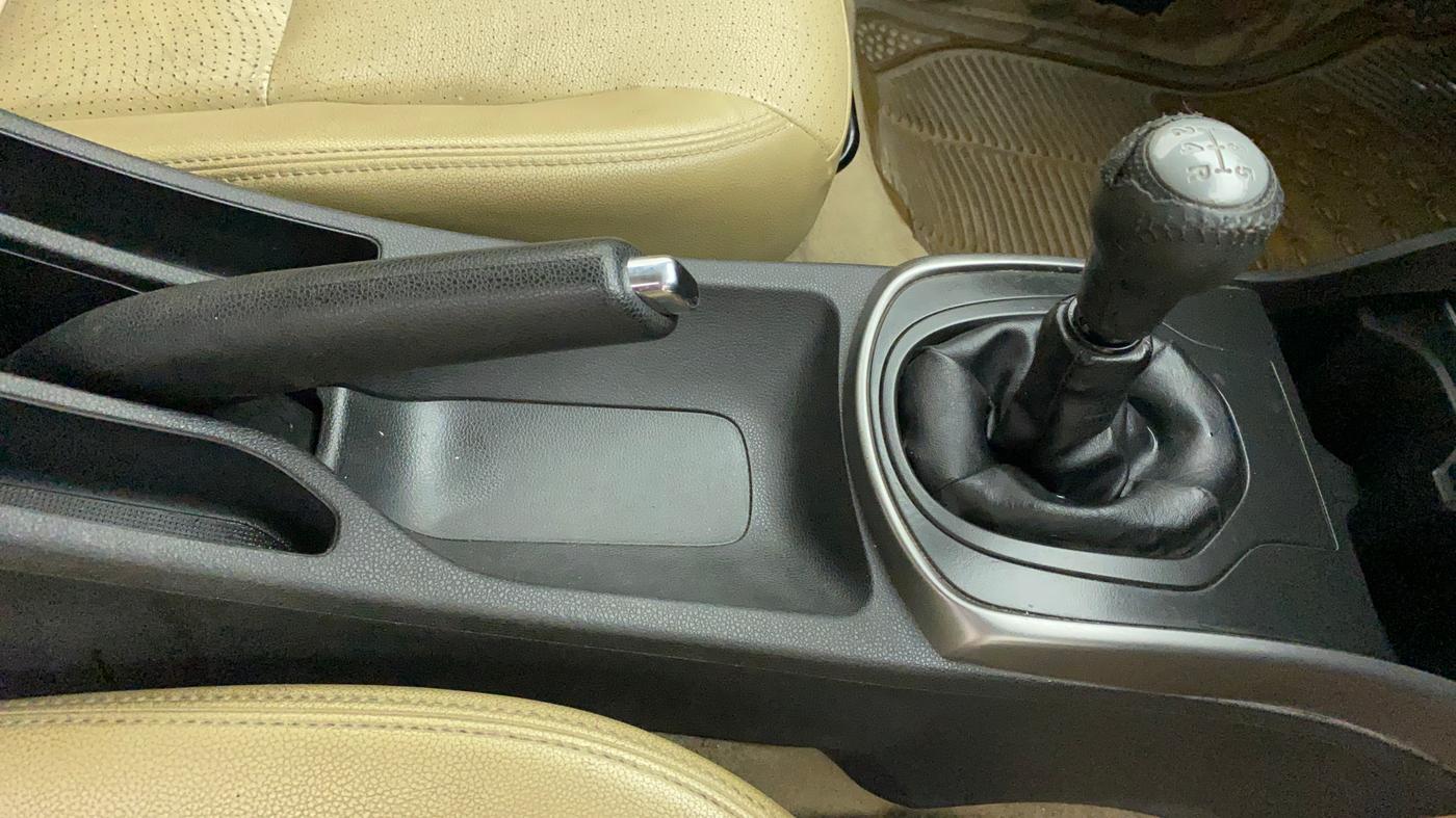 2014 Honda City 1.5L I-VTEC VX, Petrol, Manual, 87,313 km, Gear Lever