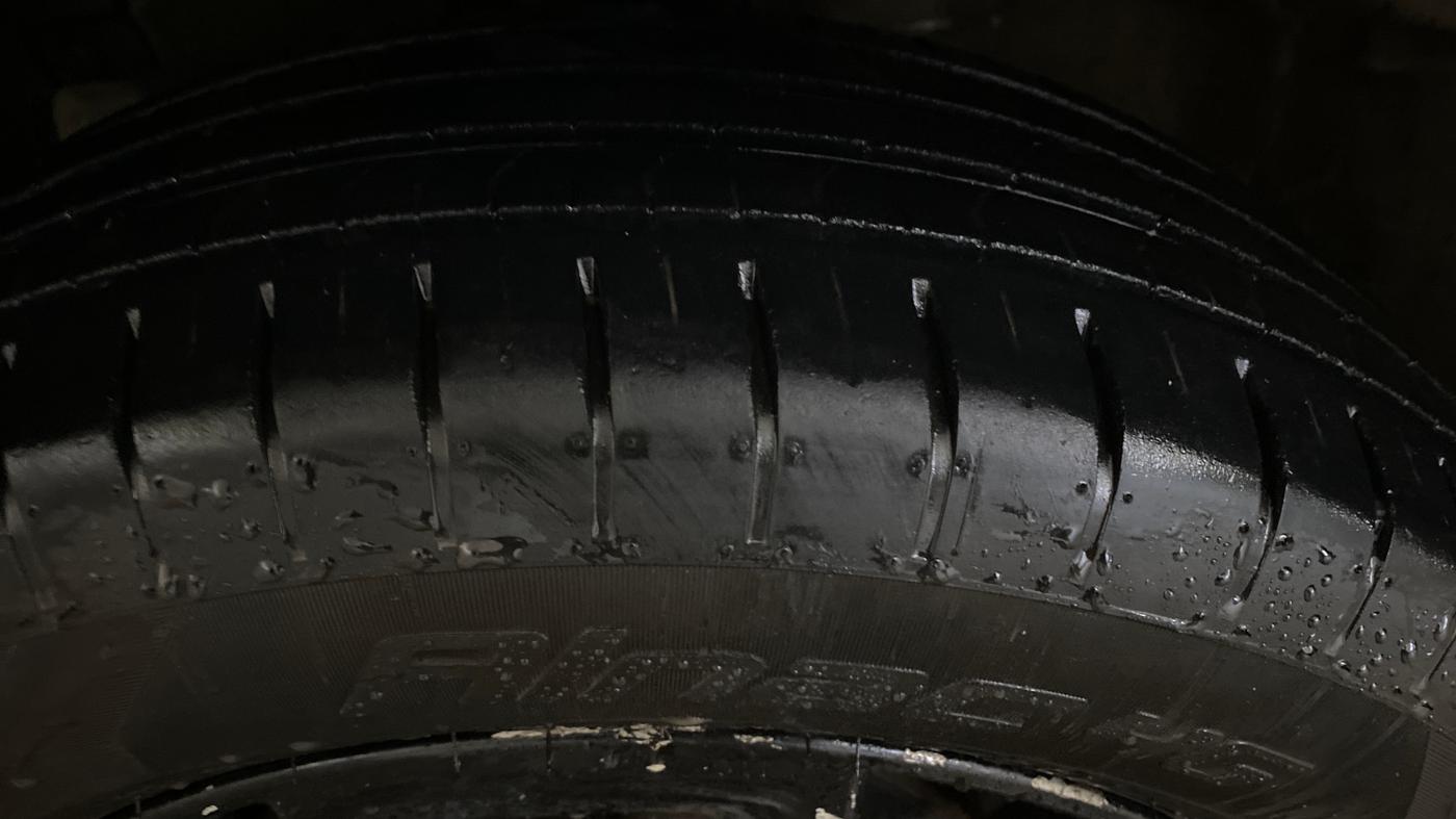 2017 Maruti Swift Dzire VDI (O), Diesel, Manual, 49,907 km, Left Front Tyre Tread