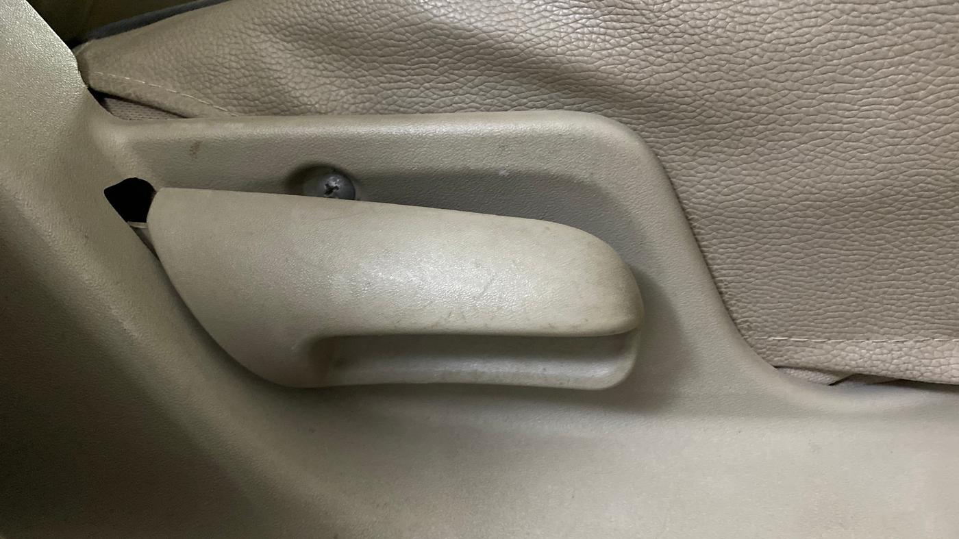 2017 Maruti Swift Dzire VDI (O), Diesel, Manual, 49,907 km, Driver Side Adjustment Panel