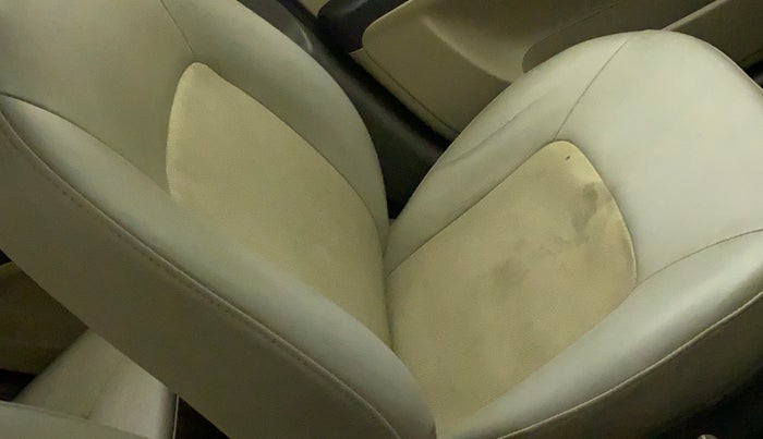 2012 Hyundai i10 MAGNA 1.2, Petrol, Manual, 50,411 km, Front left seat (passenger seat) - Seat cover minor torn
