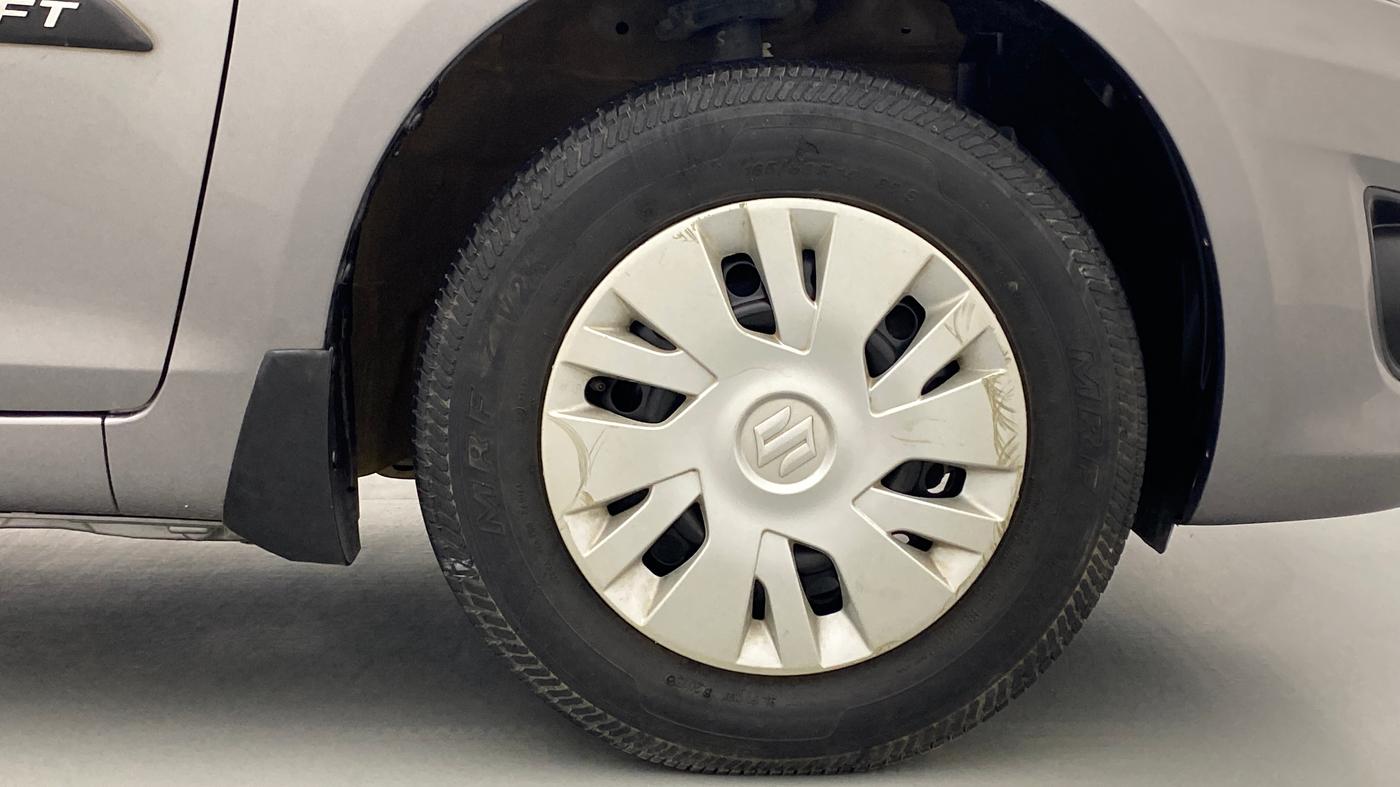 2013 Maruti Swift VXI D, Petrol, Manual, 62,488 km, Right Front Wheel