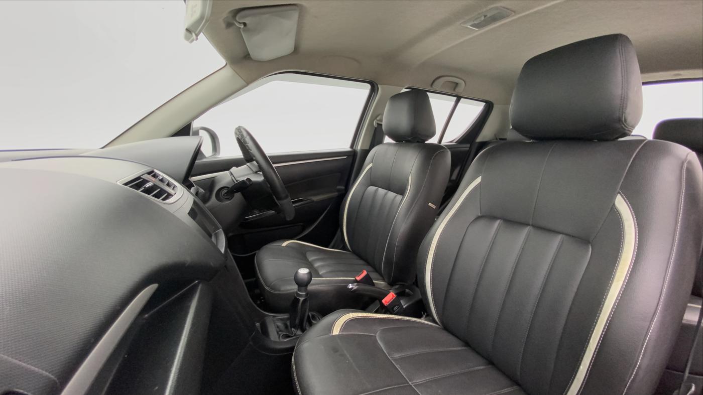 2013 Maruti Swift VXI D, Petrol, Manual, 62,488 km, Right Side Front Door Cabin