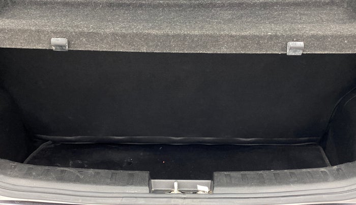 2013 Maruti Swift VXI D, Petrol, Manual, 62,488 km, Boot Inside