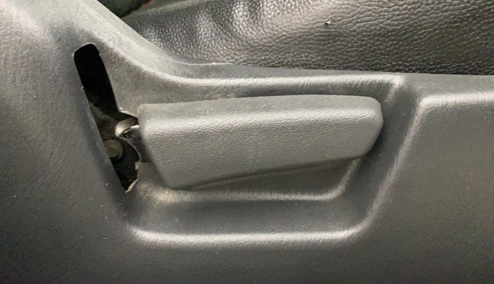 2015 Maruti Alto K10 VXI, Petrol, Manual, 78,150 km, Driver Side Adjustment Panel