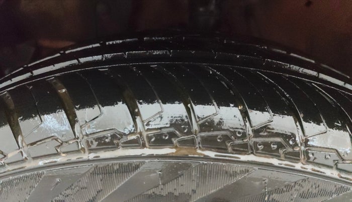 2015 Honda Jazz 1.2L I-VTEC V AT, Petrol, Automatic, 38,006 km, Left Front Tyre Tread