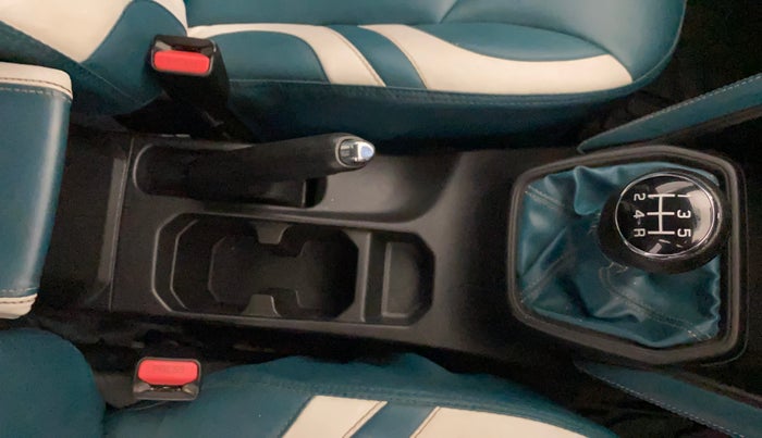 2023 Toyota URBAN CRUISER HYRYDER E NEO DRIVE, Petrol, Manual, 36,649 km, Gear Lever