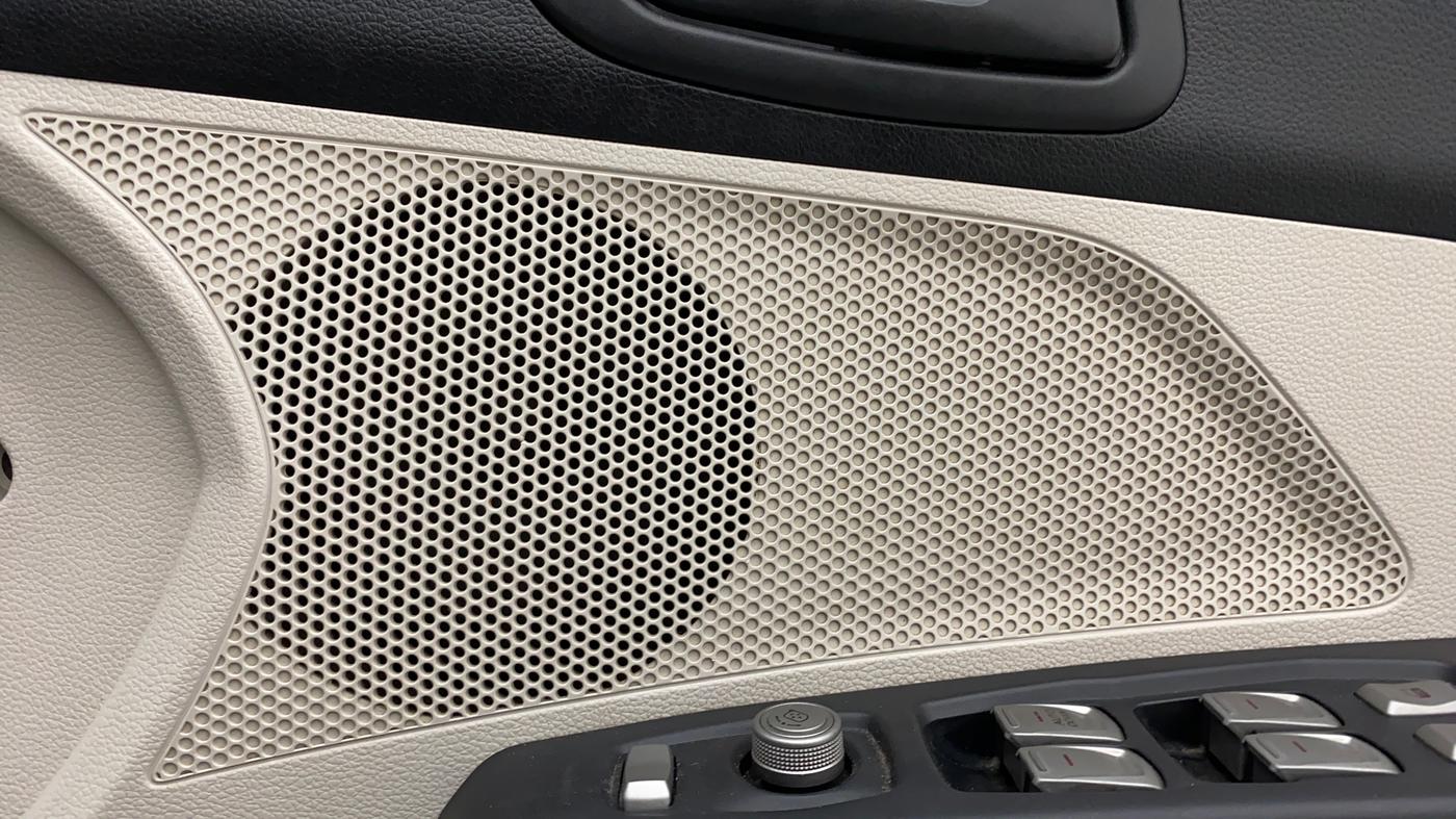 2019 Mahindra XUV300 W6 1.2 PETROL, Petrol, Manual, 42,731 km, Speaker