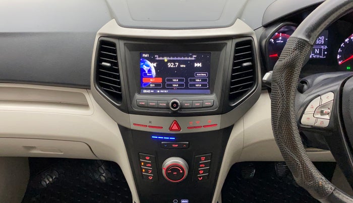 2019 Mahindra XUV300 W6 1.2 PETROL, Petrol, Manual, 42,731 km, Air Conditioner
