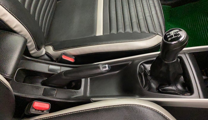 2019 Maruti Baleno ZETA 1.2 K12, Petrol, Manual, 43,031 km, Gear Lever