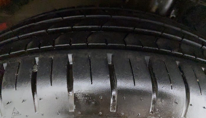 2019 Toyota Glanza V CVT, Petrol, Automatic, 6,015 km, Right Rear Tyre Tread