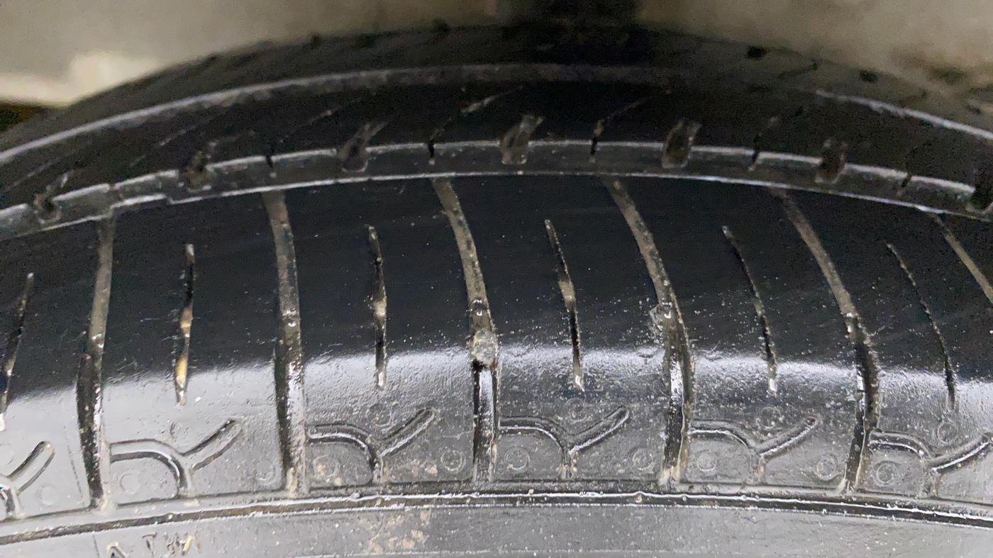 2021 Hyundai NEW SANTRO SPORTZ EXECUTIVE MT CNG, CNG, Manual, 39,295 km, Right Rear Tyre Tread