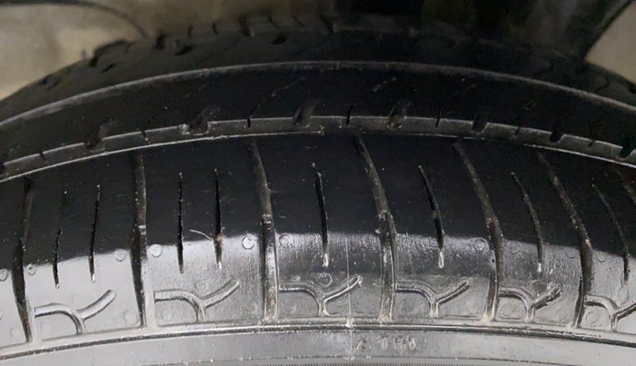 2021 Hyundai NEW SANTRO SPORTZ EXECUTIVE MT CNG, CNG, Manual, 39,295 km, Left Rear Tyre Tread