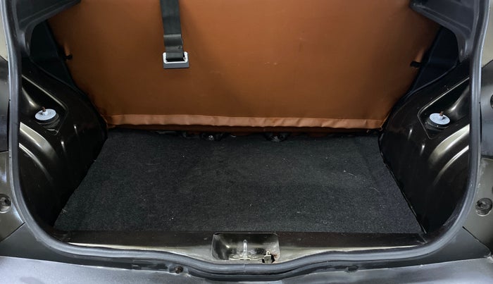 2016 Renault Kwid RXL, Petrol, Manual, 17,520 km, Boot Inside