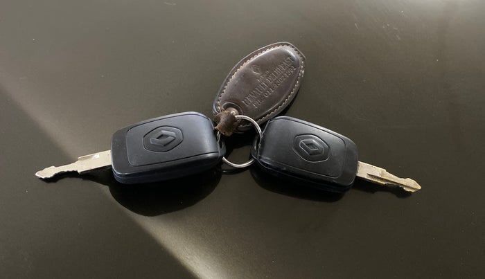 2016 Renault Kwid RXL, Petrol, Manual, 17,520 km, Key Close Up