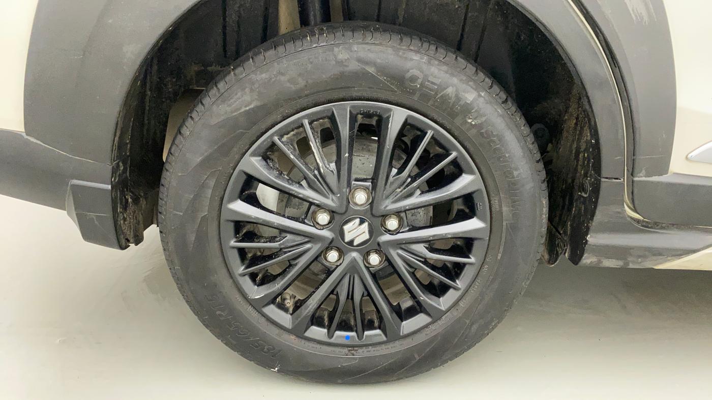 2020 Maruti XL6 ALPHA MT, Petrol, Manual, 81,644 km, Right Rear Wheel
