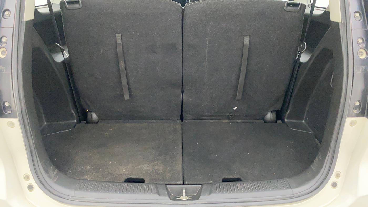 2020 Maruti XL6 ALPHA MT, Petrol, Manual, 81,644 km, Boot Inside