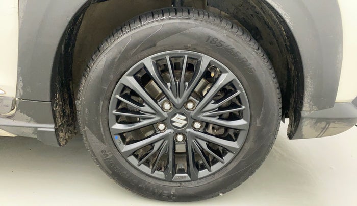 2020 Maruti XL6 ALPHA MT, Petrol, Manual, 81,644 km, Right Front Wheel