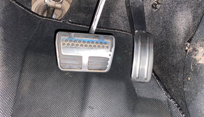 2017 Ford Ecosport TITANIUM 1.5L PETROL AT, Petrol, Automatic, 1,21,040 km, Pedals