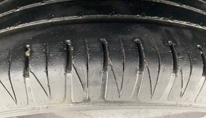 2021 KIA SONET GTX PLUS 1.0 IMT, Petrol, Manual, 65,361 km, Left Rear Tyre Tread