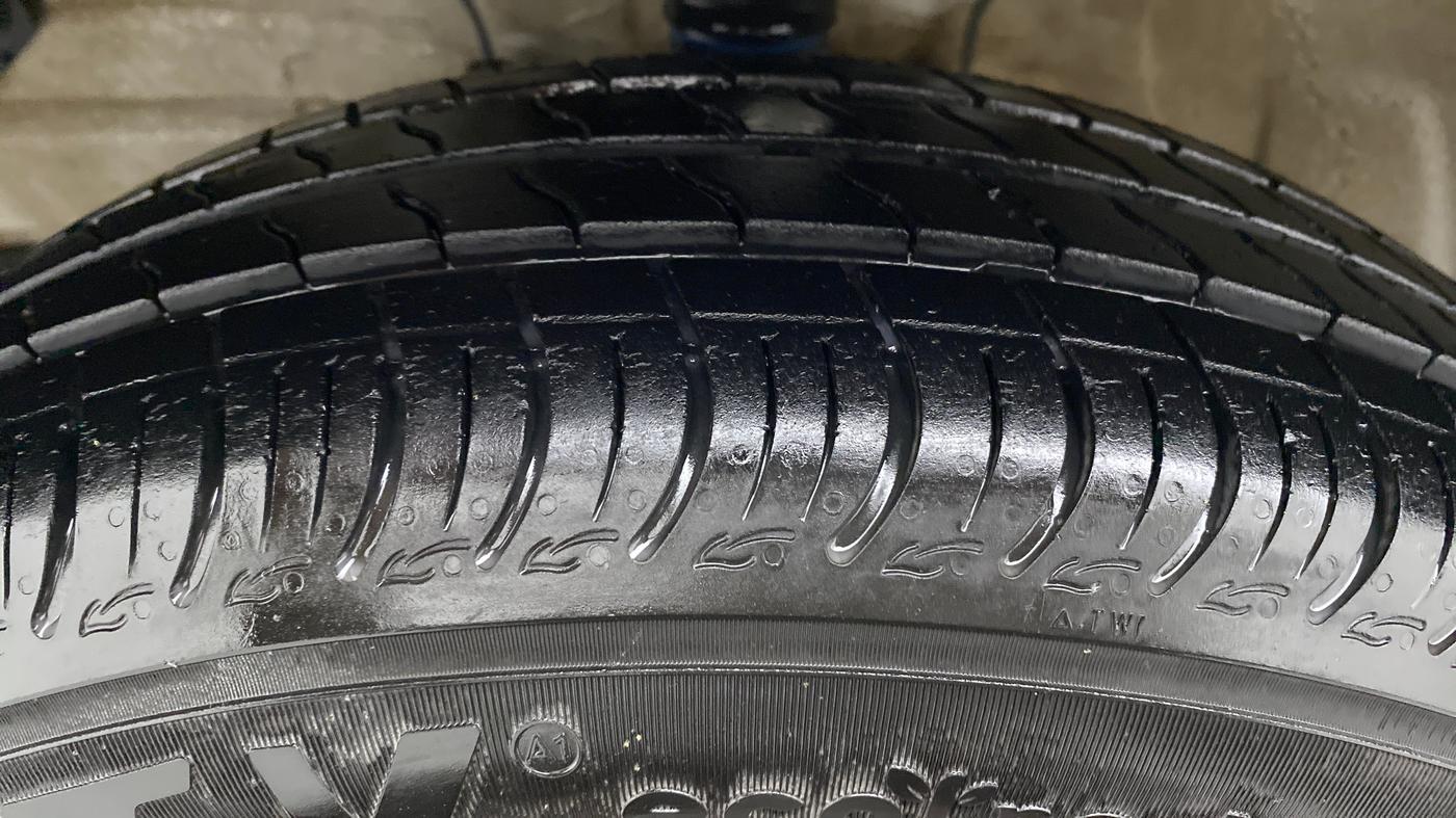 2020 Maruti S PRESSO VXI PLUS, Petrol, Manual, 8,483 km, Left Front Tyre Tread