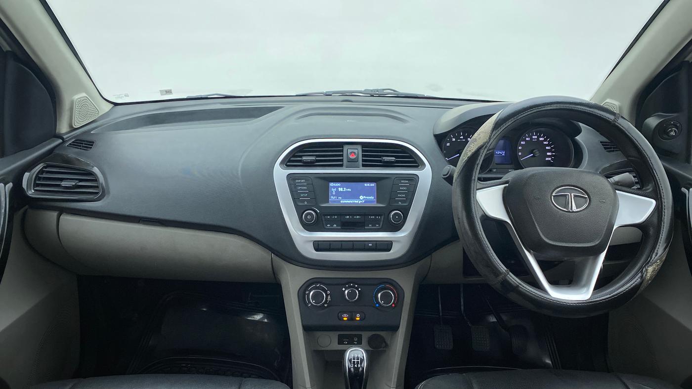 2017 Tata Tiago XT 1.2 REVOTRON, Petrol, Manual, 43,453 km, Dashboard