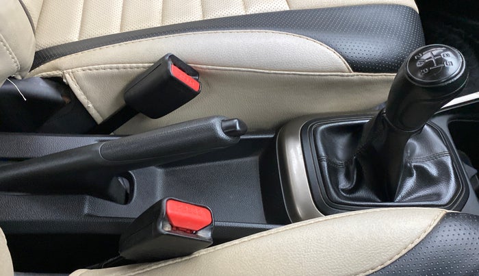 2018 Maruti IGNIS SIGMA 1.2, Petrol, Manual, 91,394 km, Gear Lever