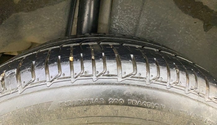 2016 Maruti Ciaz ZXI+ AT, Petrol, Automatic, 70,315 km, Right Rear Tyre Tread