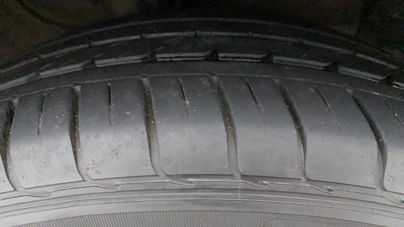 2019 Hyundai Creta 1.6 VTVT SX AUTO, Petrol, Automatic, 21,358 km, Left Rear Tyre Tread