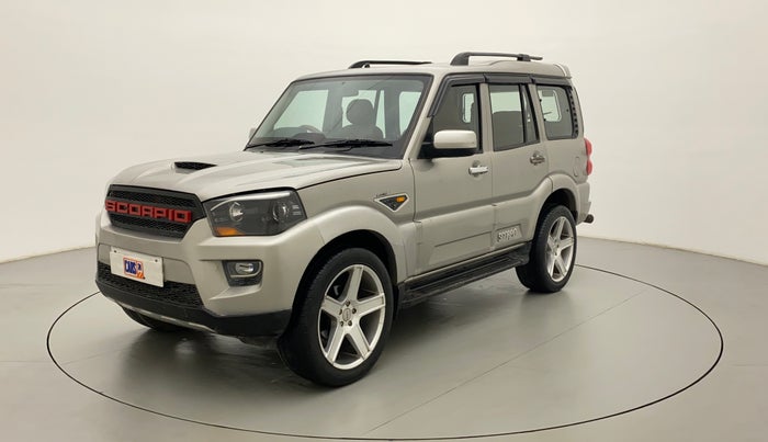 2015 Mahindra Scorpio S8, Diesel, Manual, 81,749 km, Left Front Diagonal