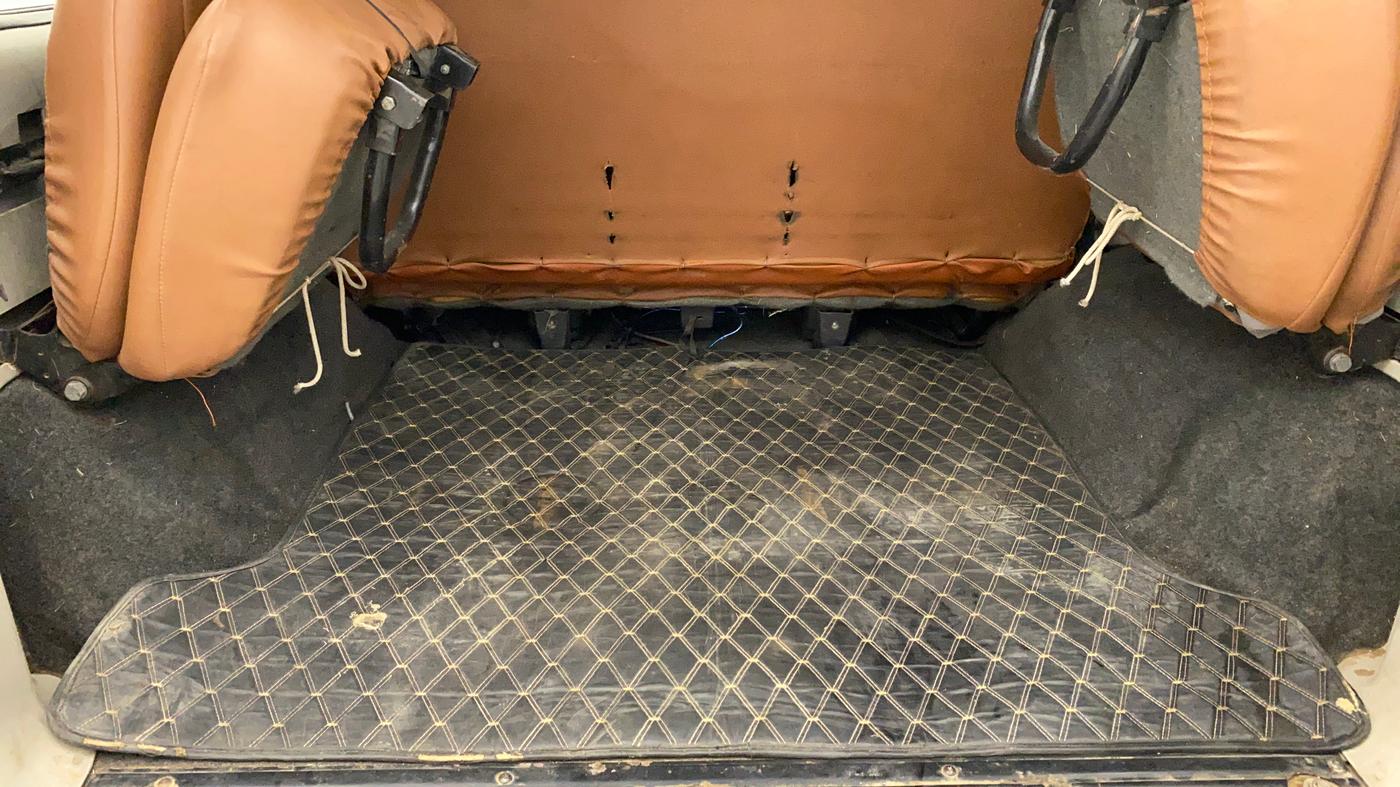 2015 Mahindra Scorpio S8, Diesel, Manual, 81,749 km, Boot Inside