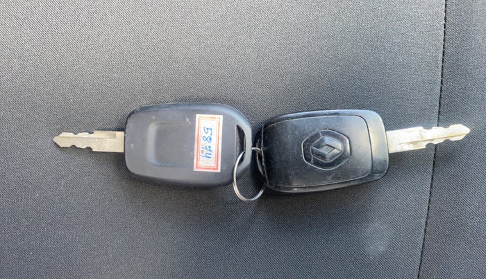 2017 Renault Kwid CLIMBER 1.0 AMT, Petrol, Automatic, 42,870 km, Key Close Up