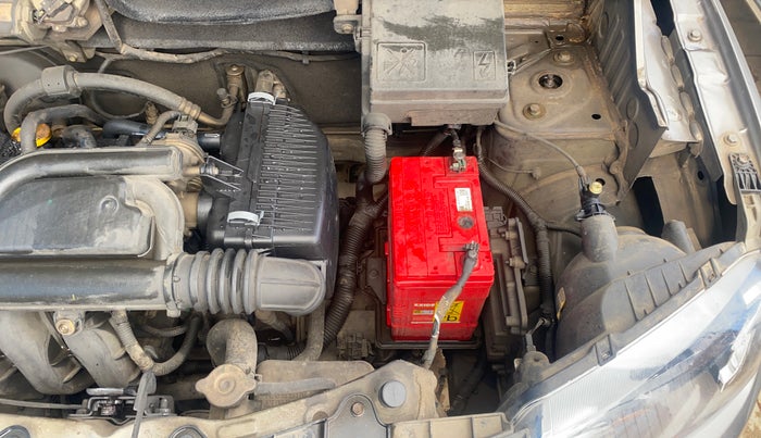 2017 Renault Kwid CLIMBER 1.0 AMT, Petrol, Automatic, 42,870 km, Engine View - Left