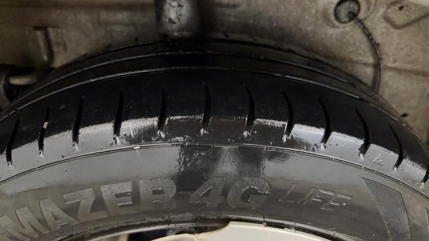 2019 Maruti Celerio VXI, CNG, Manual, 59,791 km, Right Rear Tyre Tread