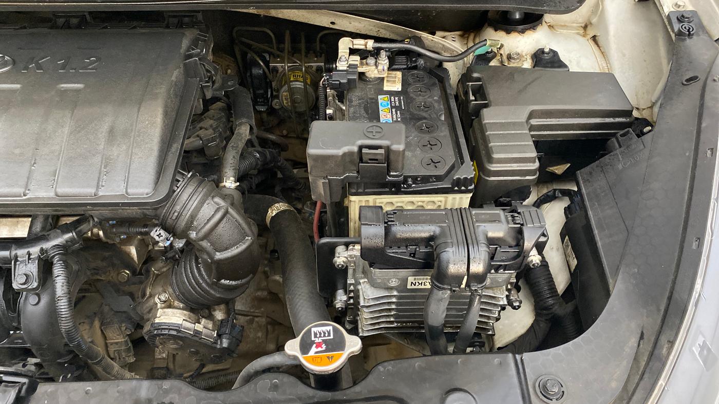 2022 Hyundai AURA SX PLUS 1.2 AMT, Petrol, Automatic, 36,346 km, Engine View - Left