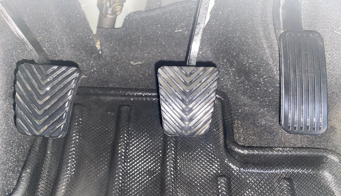 2021 KIA SELTOS HTX 1.5 PETROL, Petrol, Manual, 34,608 km, Pedals