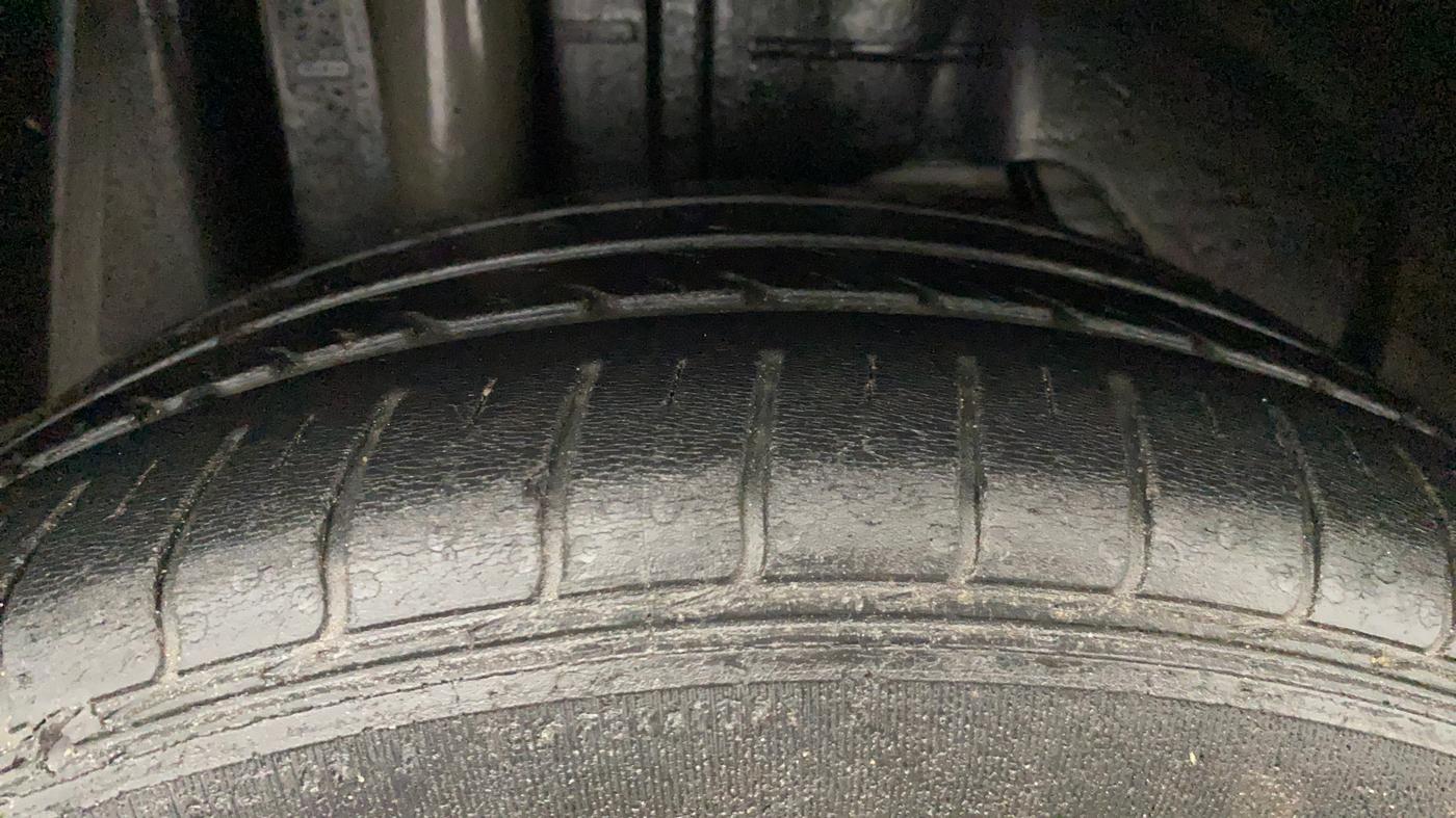 2020 Ford FREESTYLE TITANIUM 1.2 PETROL, Petrol, Manual, 41,997 km, Right Rear Tyre Tread