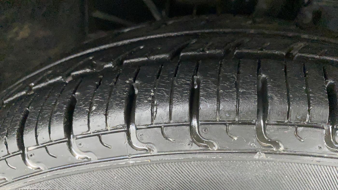 2019 Datsun Redi Go A, Petrol, Manual, 15,528 km, Right Front Tyre Tread