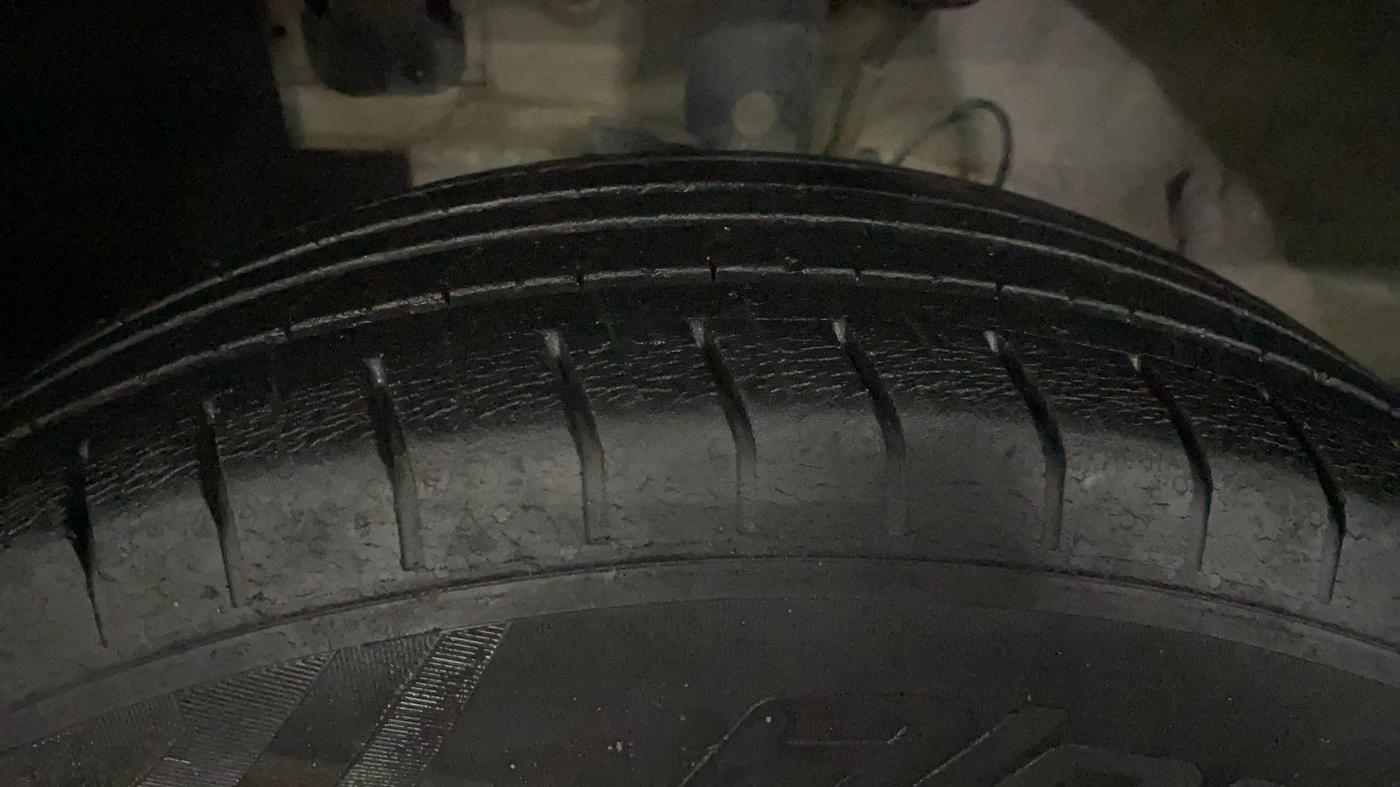 2019 Hyundai VENUE S 1.2, Petrol, Manual, 51,053 km, Left Front Tyre Tread