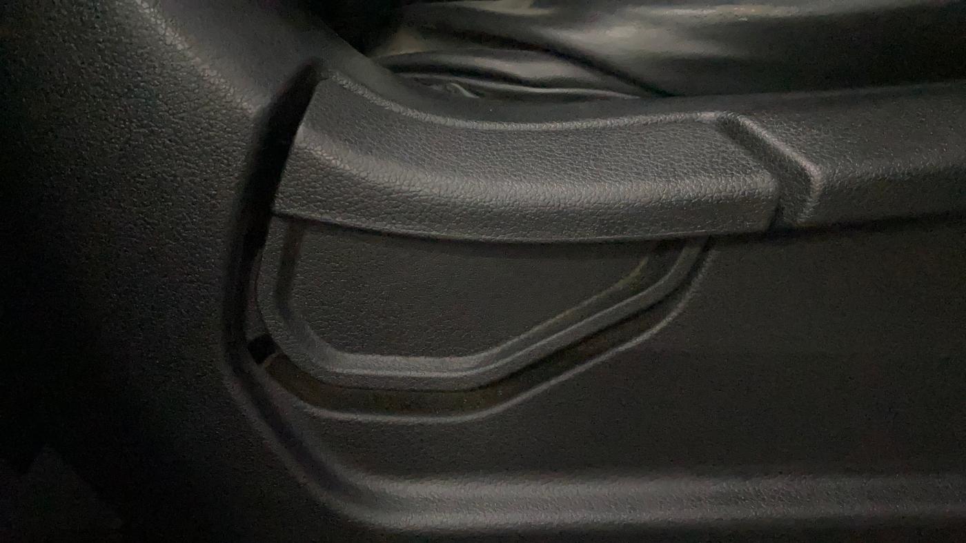 2019 Hyundai VENUE S 1.2, Petrol, Manual, 51,053 km, Driver Side Adjustment Panel