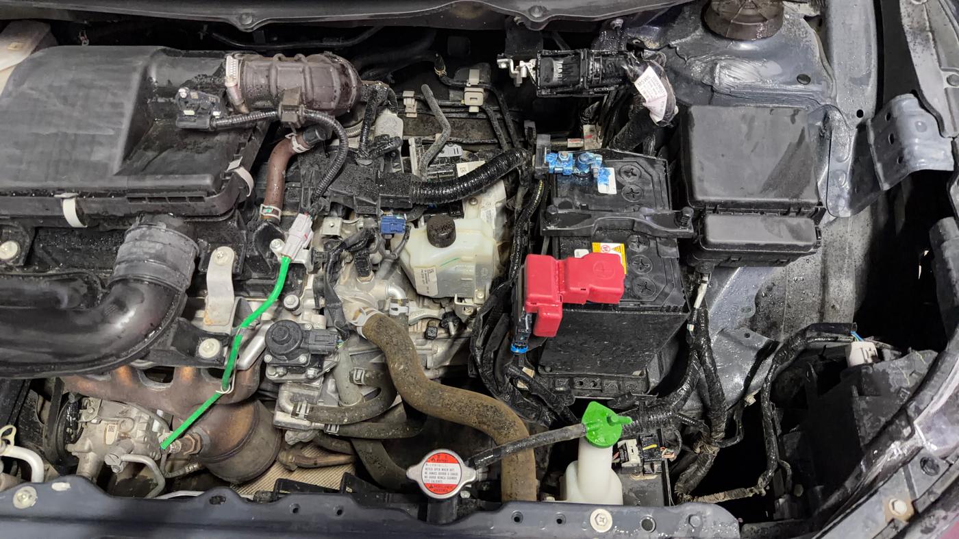 2025 Toyota Glanza V AMT, Petrol, Automatic, 16,921 km, Engine View - Left