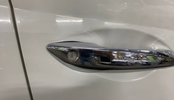 2023 Hyundai NEW I20 ASTA (O) 1.2 MT, Petrol, Manual, 54,586 km, Keyless Start/ Stop Button