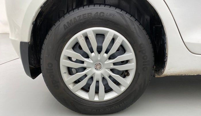 2017 Maruti Swift VDI, Diesel, Manual, 80,776 km, Right Rear Wheel