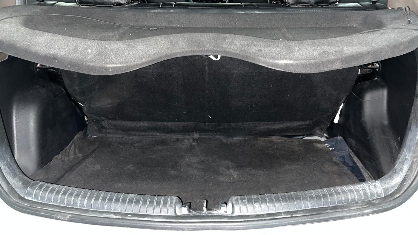 2015 Hyundai Grand i10 ASTA AT 1.2 KAPPA VTVT, Petrol, Automatic, 80,939 km, Boot Inside