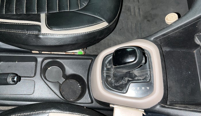 2015 Hyundai Grand i10 ASTA AT 1.2 KAPPA VTVT, Petrol, Automatic, 80,939 km, Gear Lever