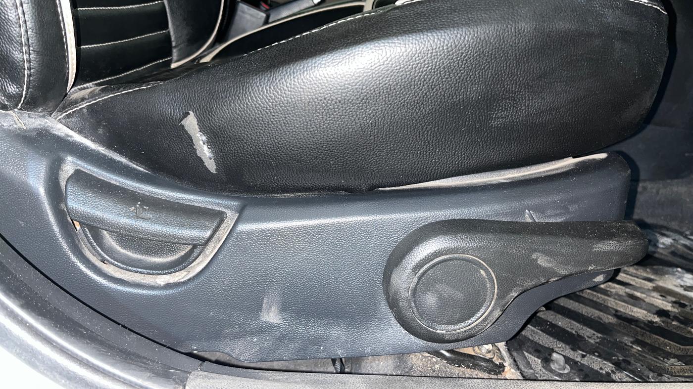 2015 Hyundai Grand i10 ASTA AT 1.2 KAPPA VTVT, Petrol, Automatic, 80,939 km, Driver Side Adjustment Panel