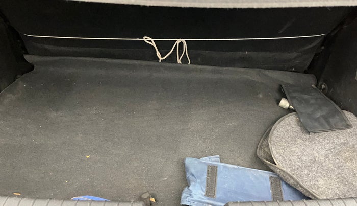 2014 Hyundai Elite i20 MAGNA 1.2, Petrol, Manual, 69,974 km, Boot Inside