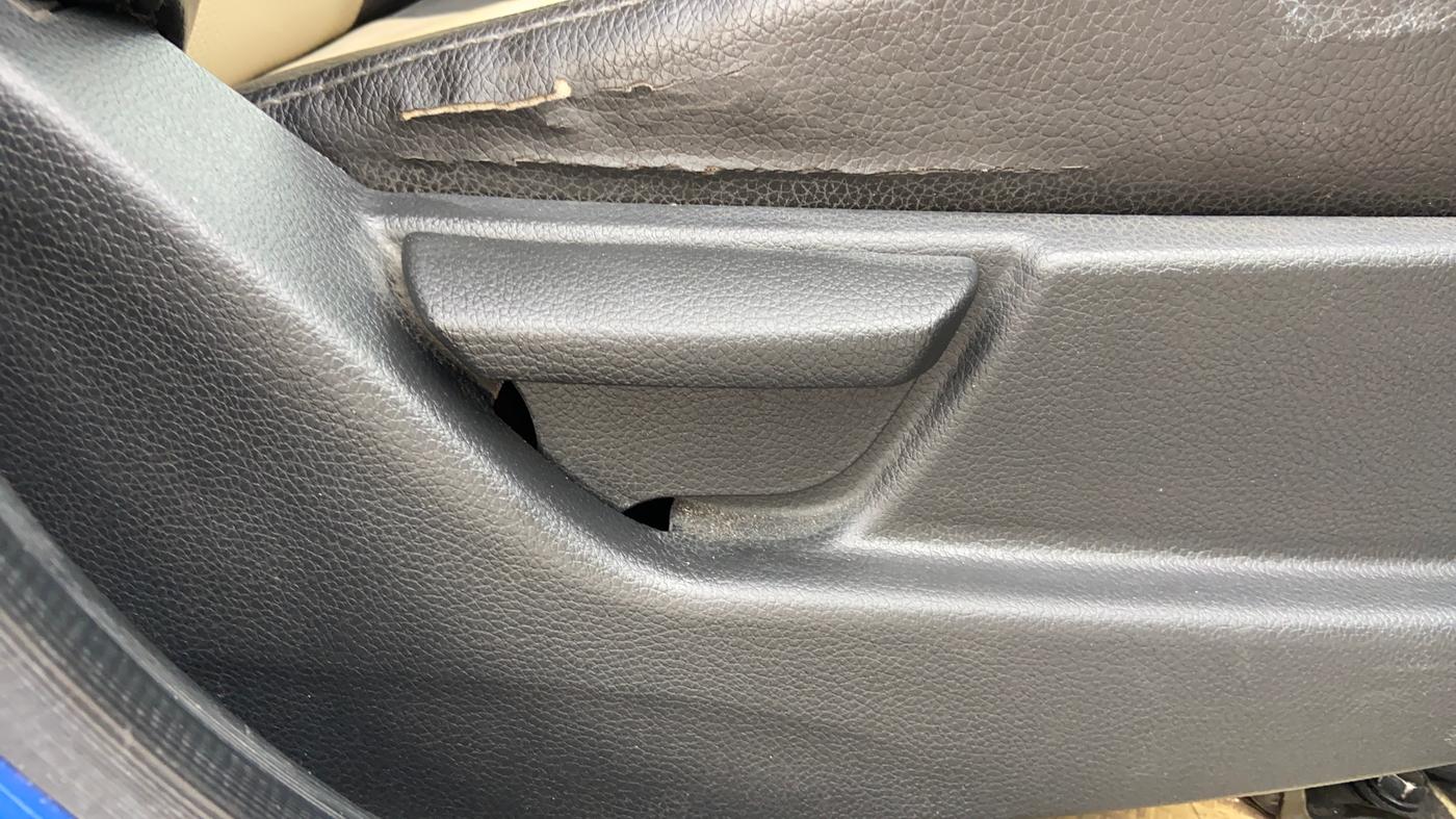 2016 Hyundai Eon ERA +, Petrol, Manual, 22,031 km, Driver Side Adjustment Panel