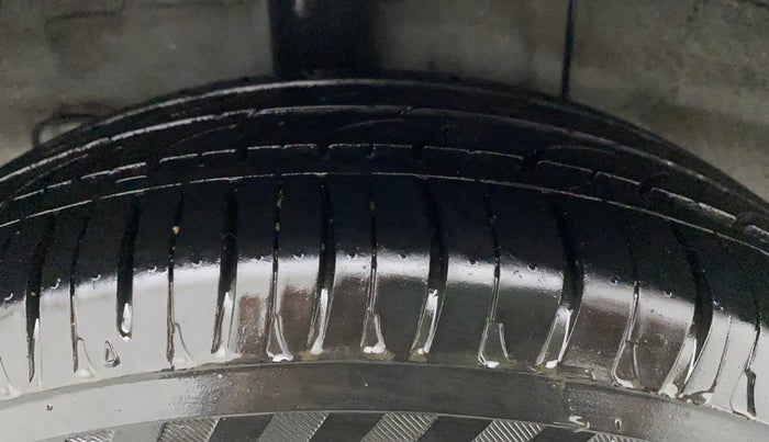 2017 Hyundai Xcent S 1.2, Petrol, Manual, 58,508 km, Right Rear Tyre Tread