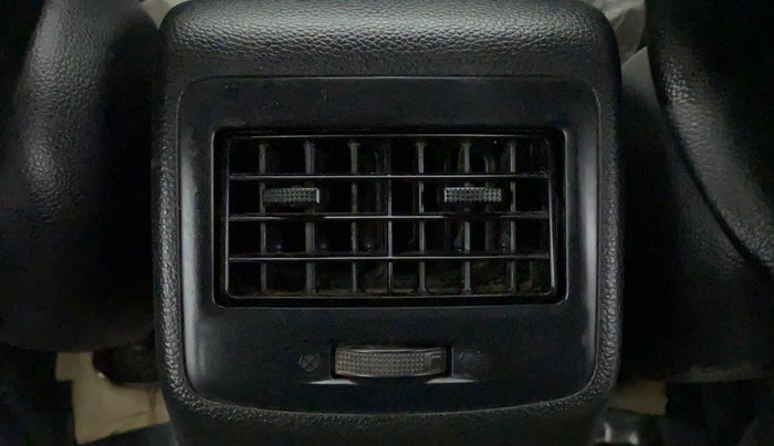 2017 Hyundai Xcent S 1.2, Petrol, Manual, 58,508 km, Rear AC Vents