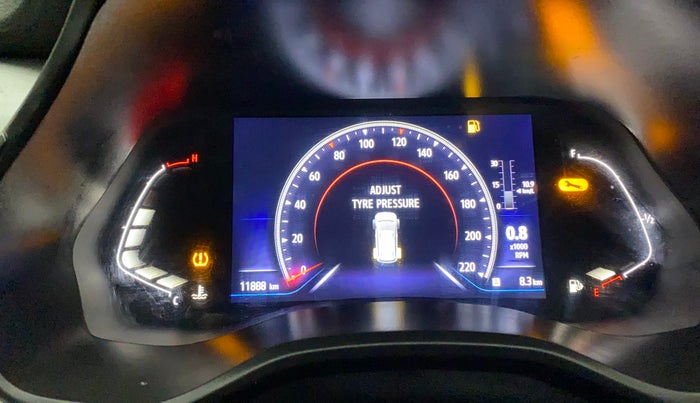 2024 Renault TRIBER RXZ, Petrol, Manual, 11,880 km, Odometer Image